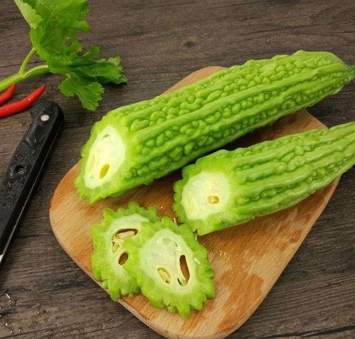 轱辘吃瓜,揭秘娱乐圈的甜蜜与苦涩  第1张